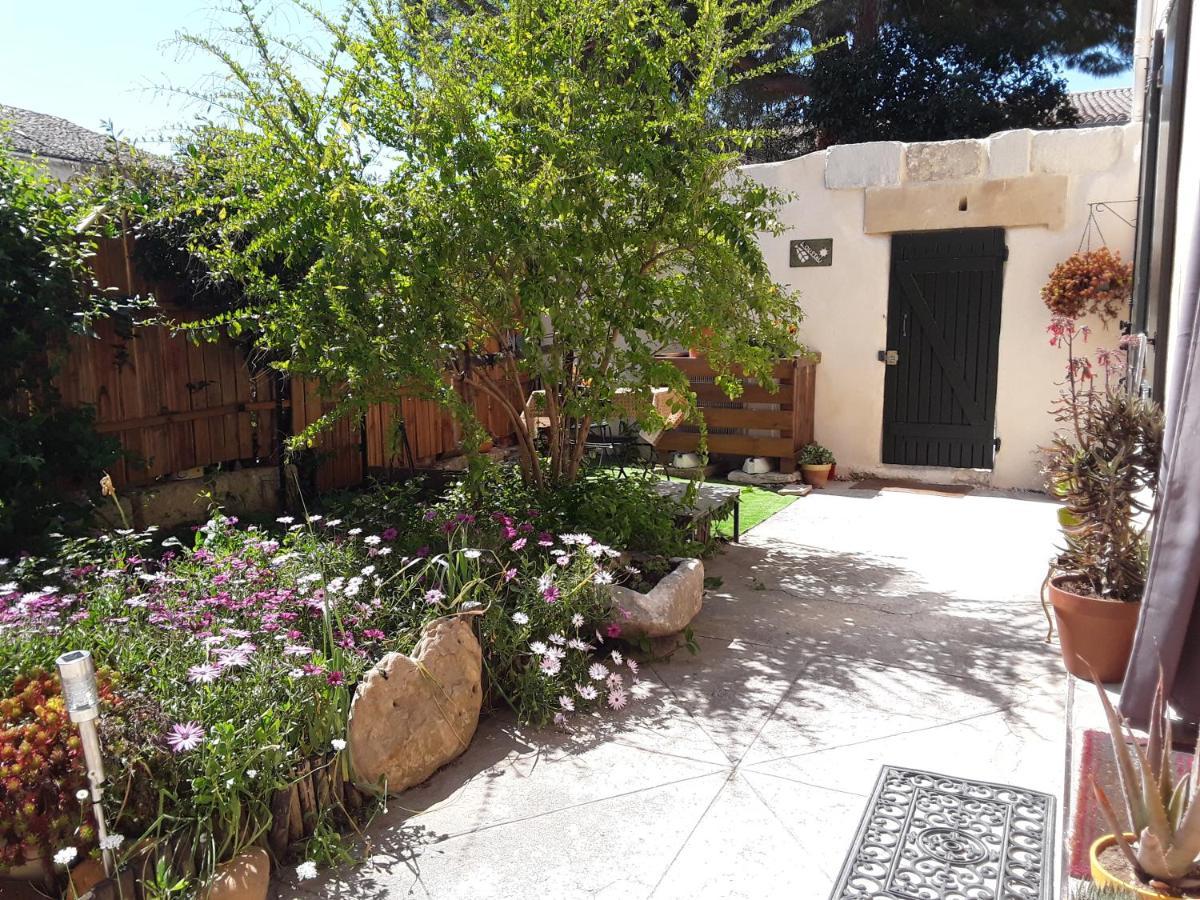 Vila L'Oustau Beauvoisin  Exteriér fotografie